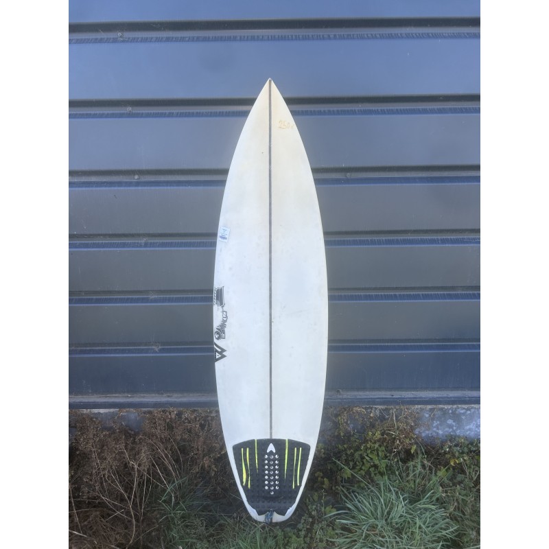 JS - Shortboard 5'9