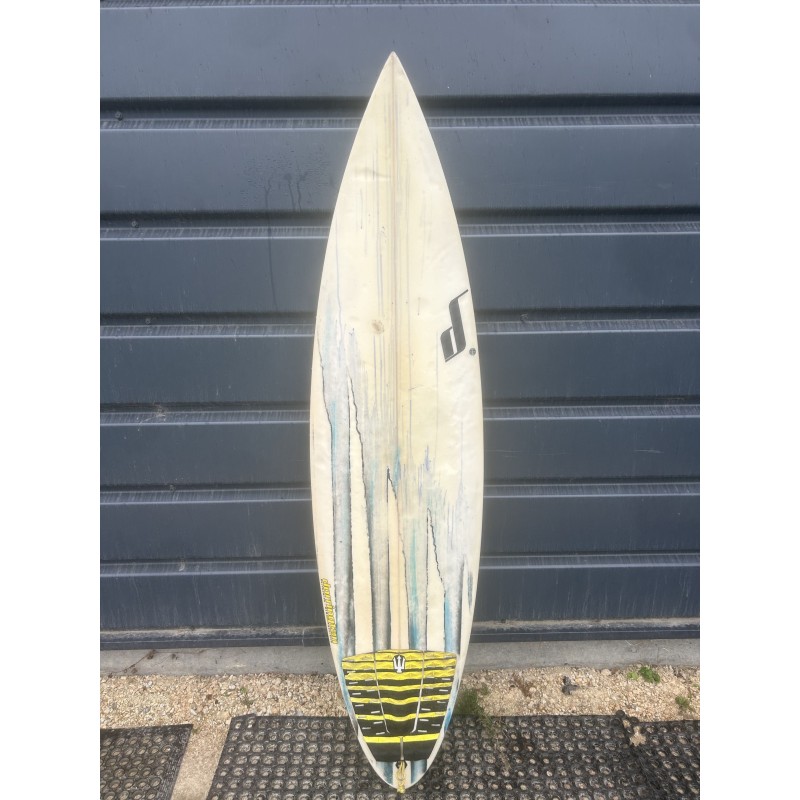 Dorrington Step up 6'2 x 18 1/2 x 2 1/8